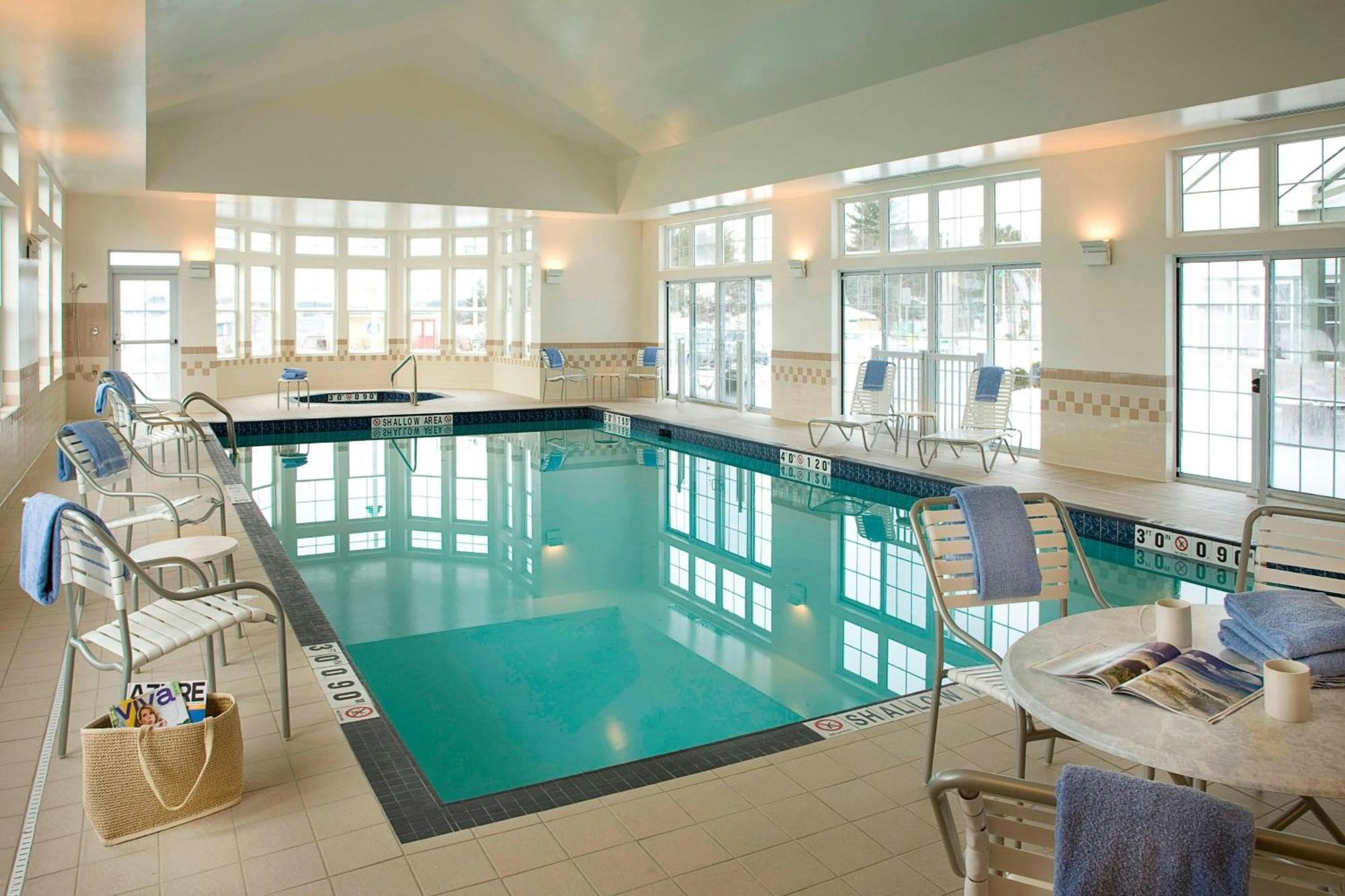 Residence Inn By Marriott Gravenhurst Muskoka Wharf Eksteriør billede